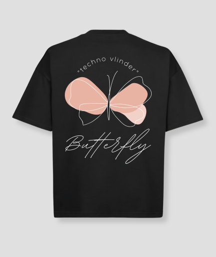 Camiseta oversize con mariposas.png