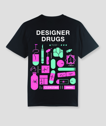 Outfit-para-festivales-ropa-camiseta-negra-festival.png
