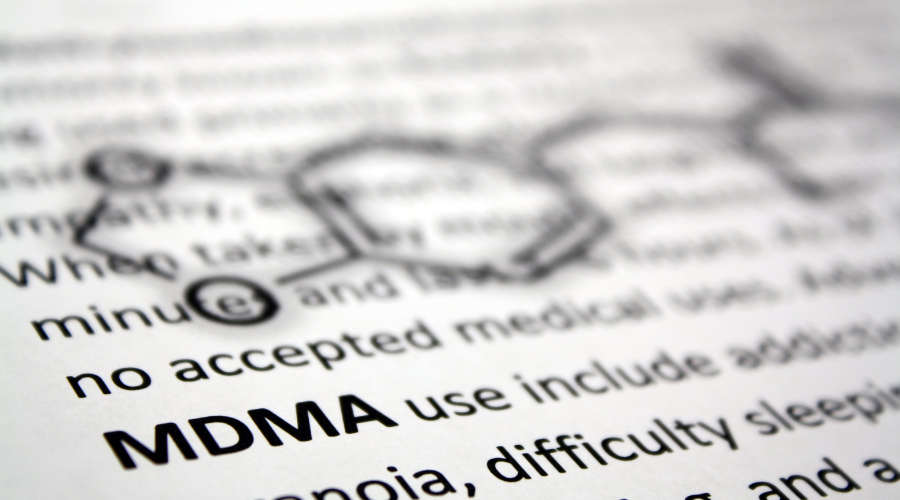 ¿En cuánto tiempo se puede desarrollar una adicción a la MDMA?