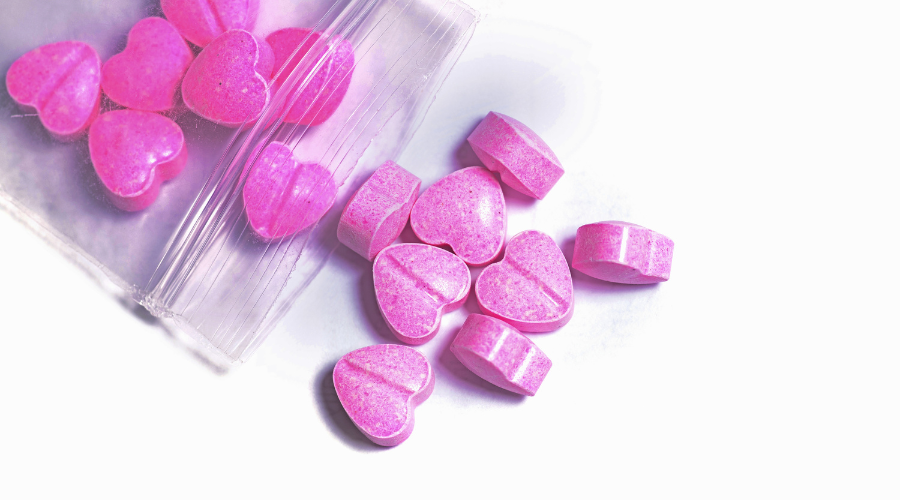 ¿Se puede combinar el paracetamol con el éxtasis si uno no se encuentra bien?