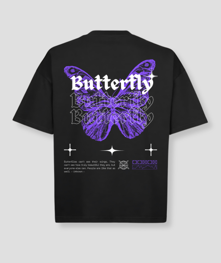 Camisa oversize morada con estampado de mariposas.png