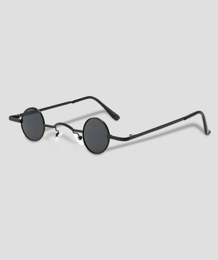Festival-rave-sombrío-gafas.png