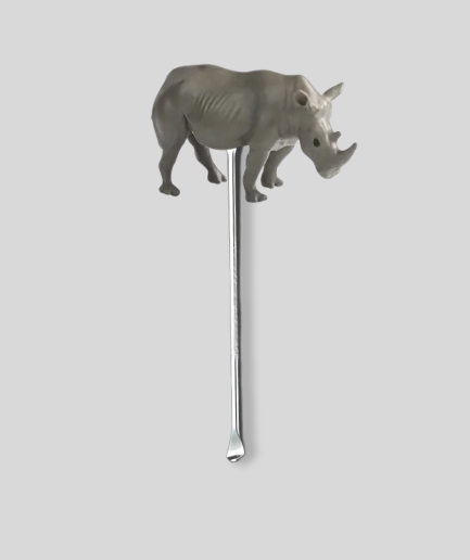 Figura de animal con pala para esnifar.png