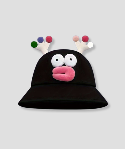 fiesta-de-caritas-en-sombreros.png