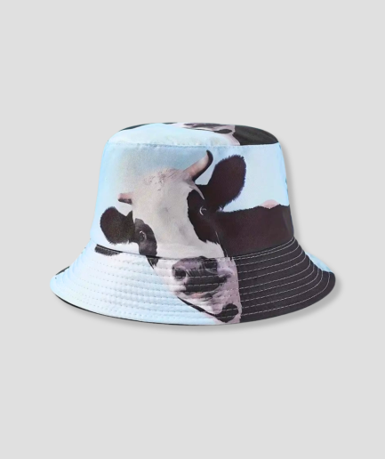 sombrero-de-paja-con-vaca-graciosa.png