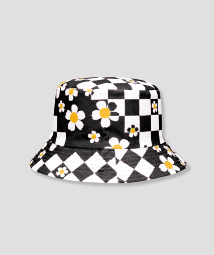 mujeres-guapas-sombrero-de-paja.png