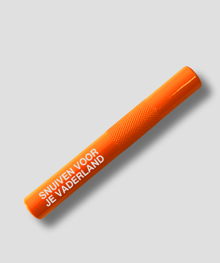 camiseta-naranja-con-texto-único.png