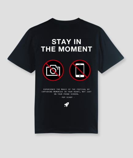 stay-in-the-moment-festival-ropa-techno-camiseta.png