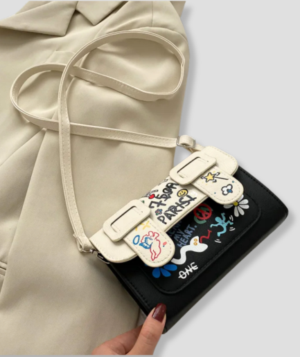 bolsita-blanco-negro-pouch.png