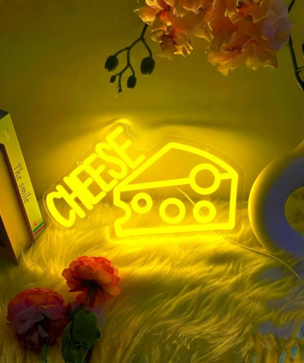 luz de neón con forma de queso