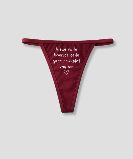 tanga roja divertida