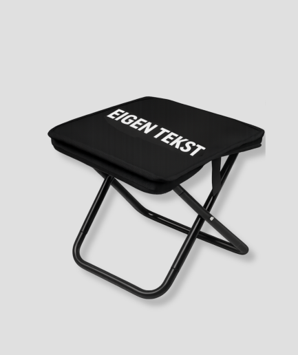Silla de festival con texto propio