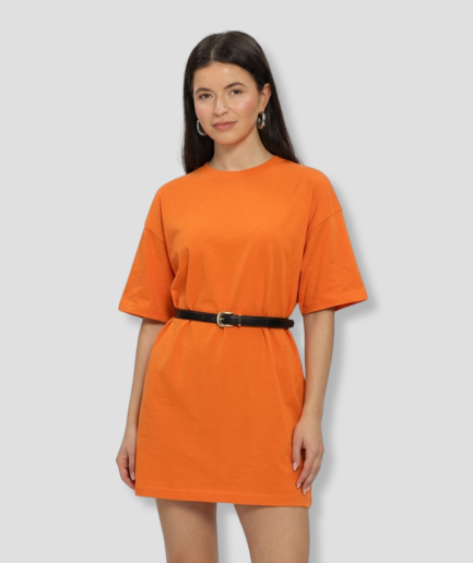 Vestido tipo camiseta con tirantes