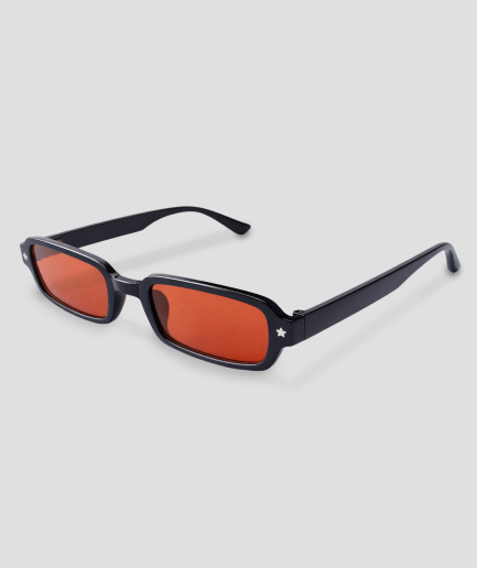 gafas de sol con cristales rojos transparentes