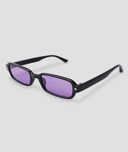 Gafas de sol negras con cristales morados