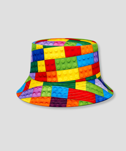 Kleurrijke bucket hat met print van gekleurde bouwblokjes